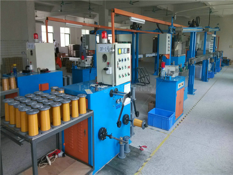 電纜擠塑機操作流程視頻，掌握核心步驟，提升生產效率